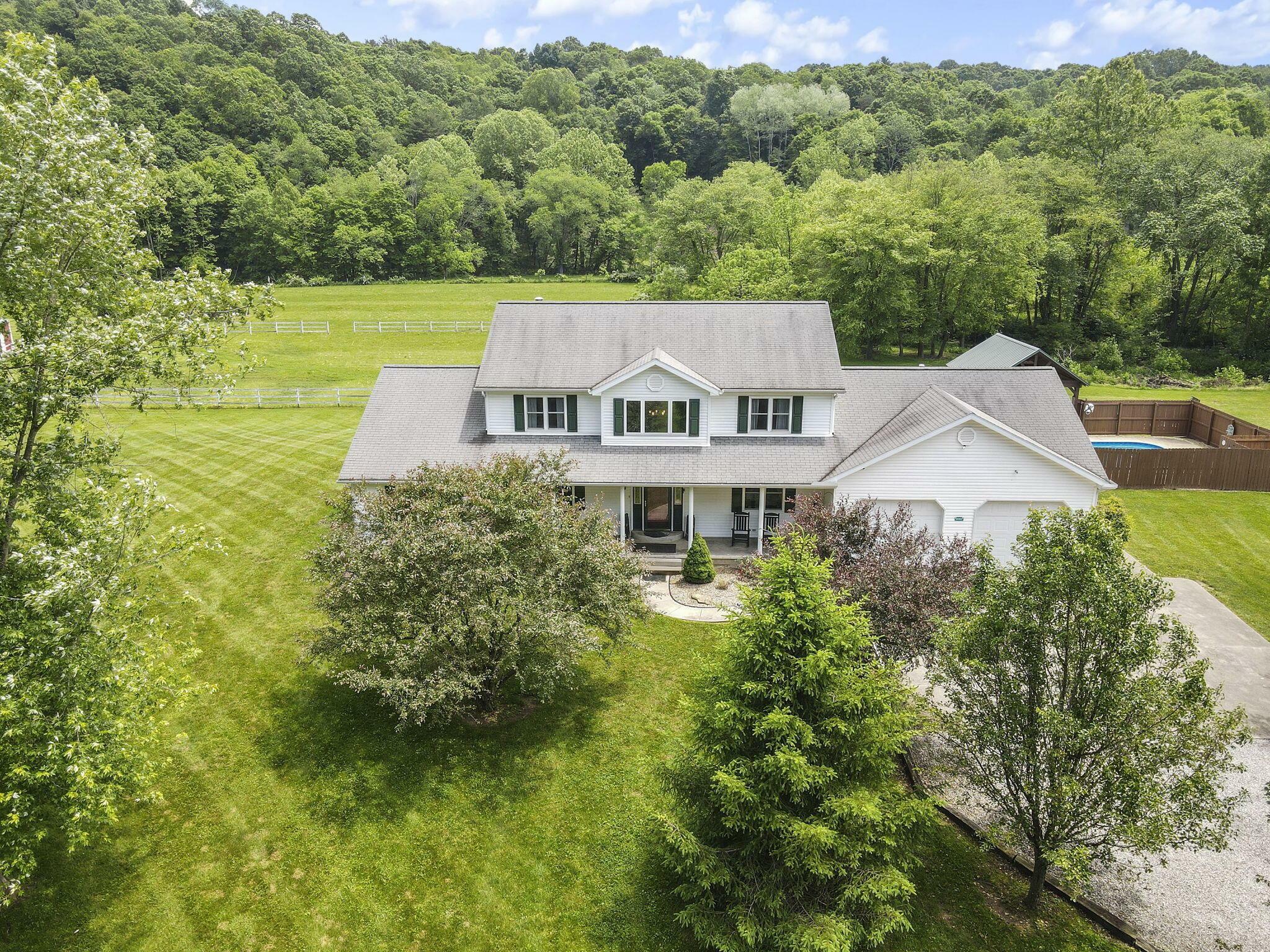 Property Photo:  18044 State Route 93 Road S  OH 43138 