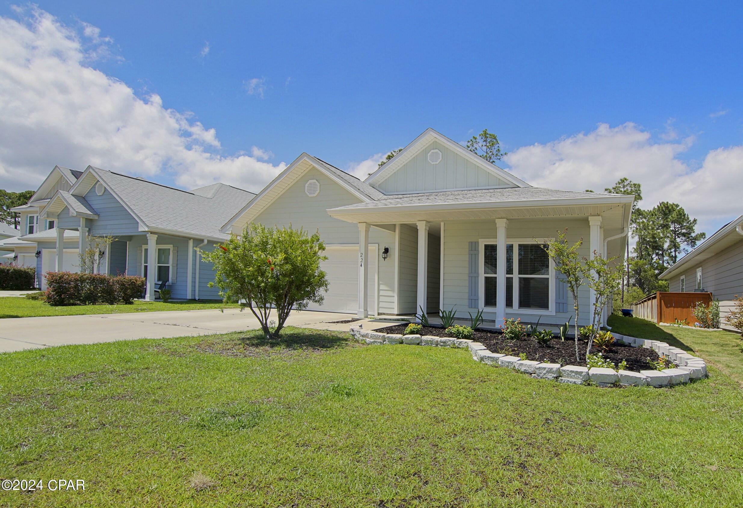 Property Photo:  224 Villa Bay Drive  FL 32407 