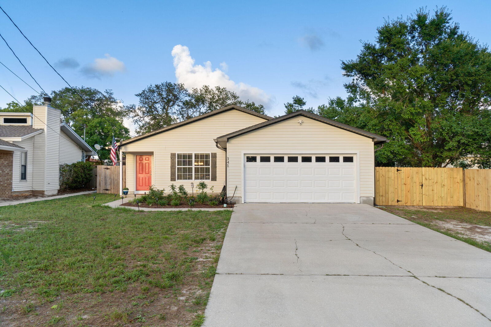 Property Photo: 341 Austin Avenue FL 32569