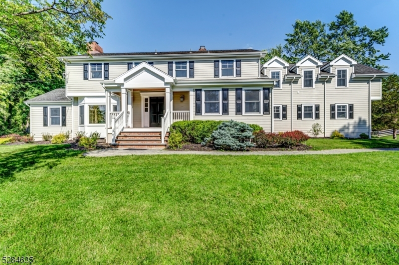 Property Photo:  39 Melbourne Way  NJ 07920 