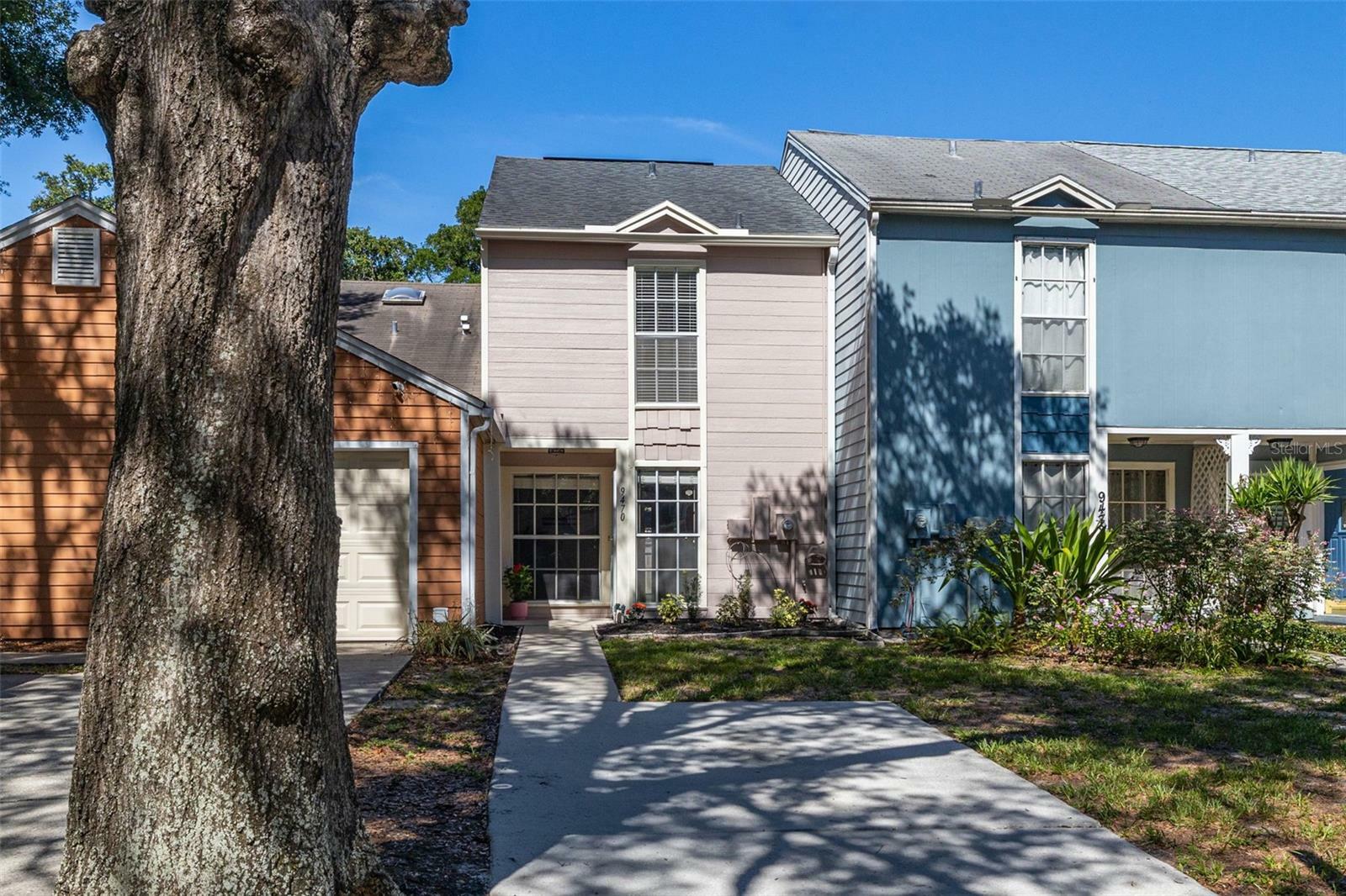 Property Photo: 9470 Forest Hills Circle FL 33612
