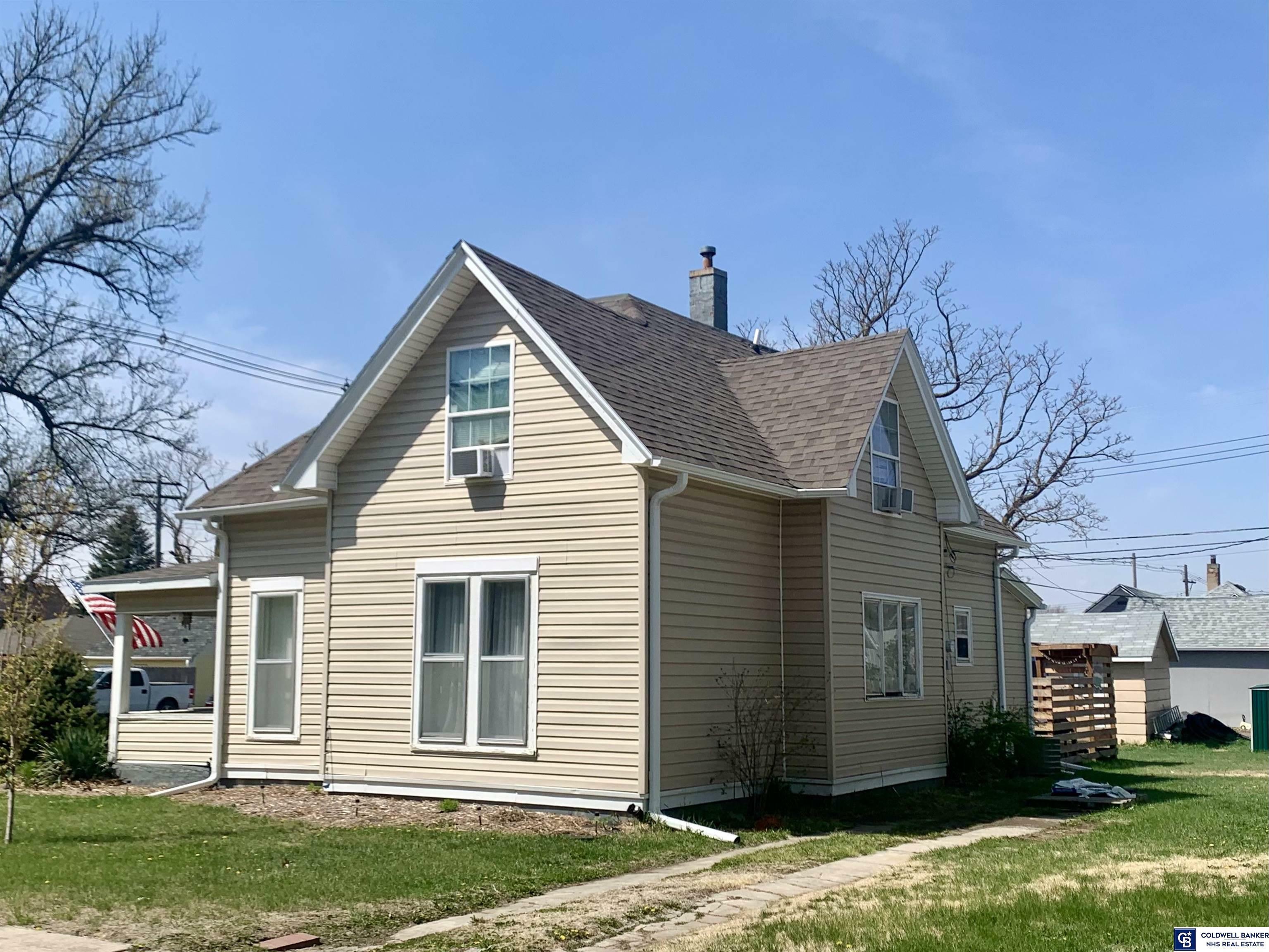 319 E 9th Street  York NE 68467 photo