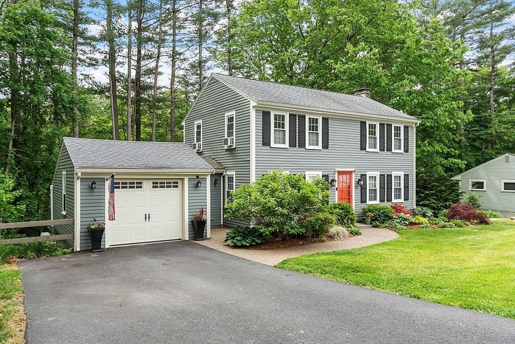 Property Photo:  21 Oneida Rd  MA 01720 