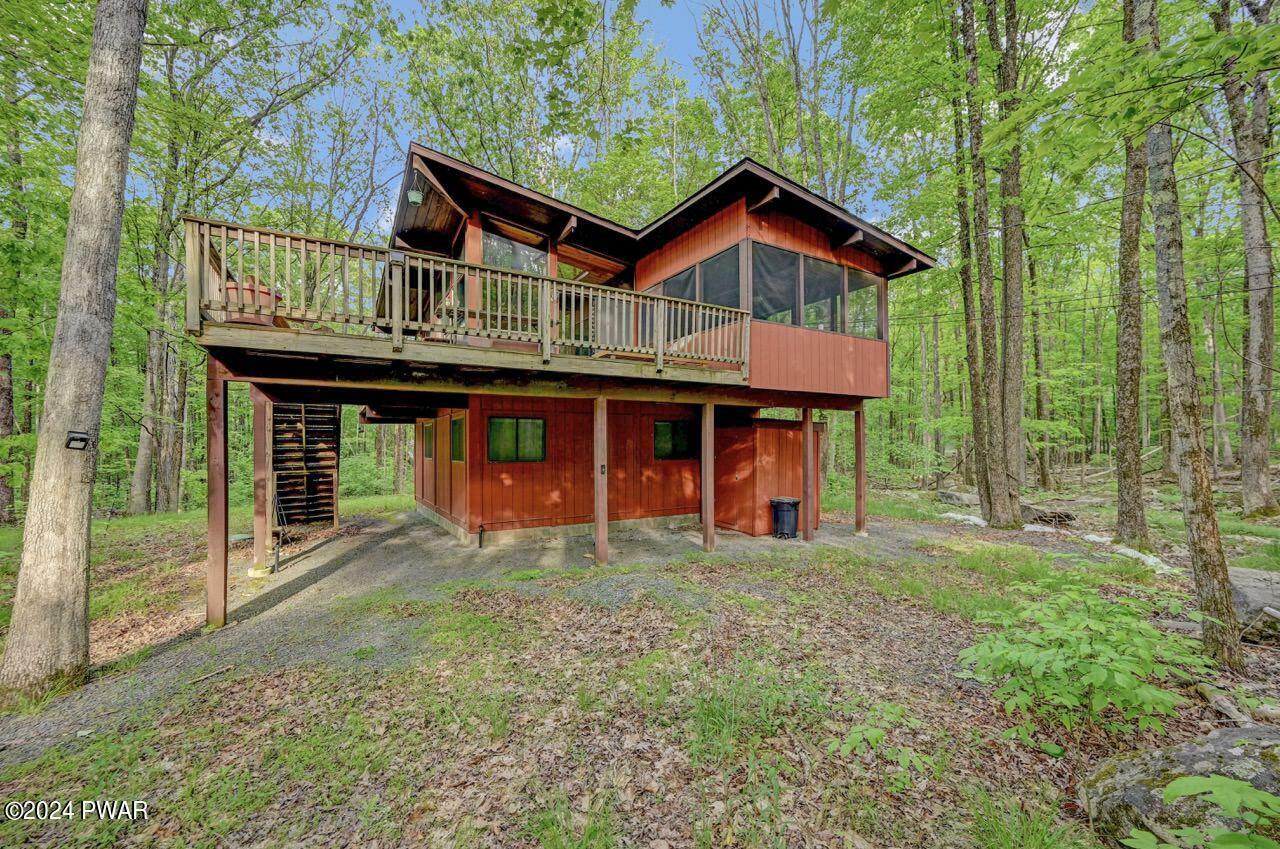 Property Photo:  147 Willow Drive  PA 18428 