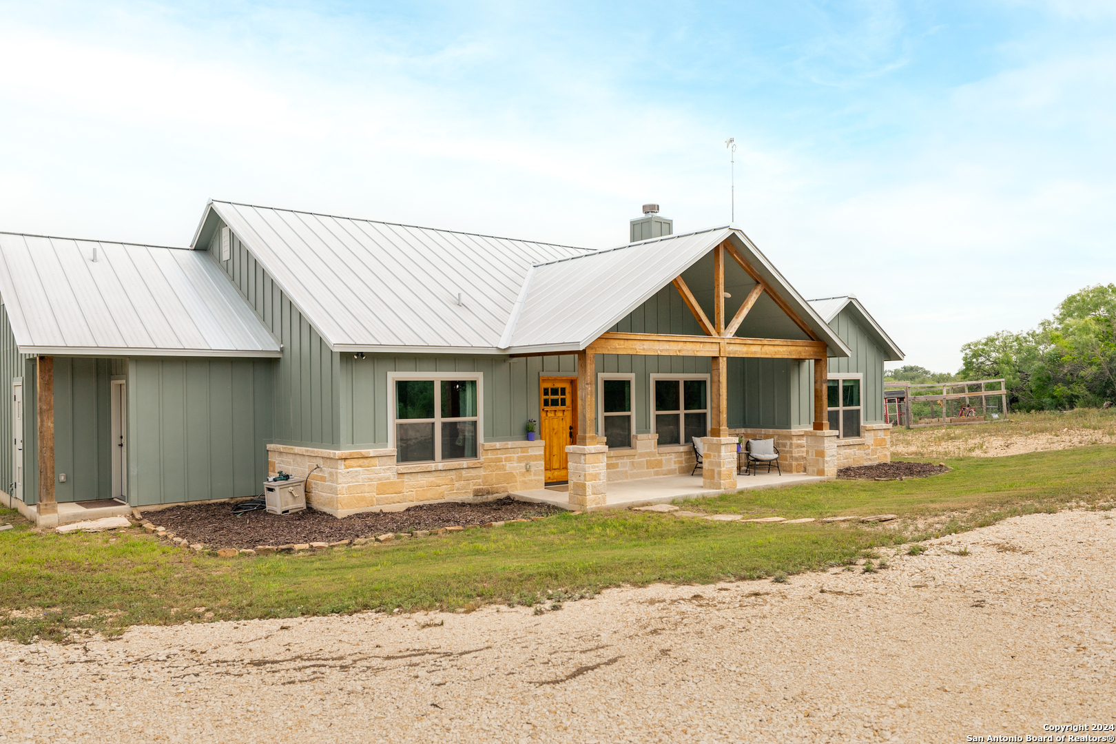 Property Photo:  829 County Road 351  TX 78861 