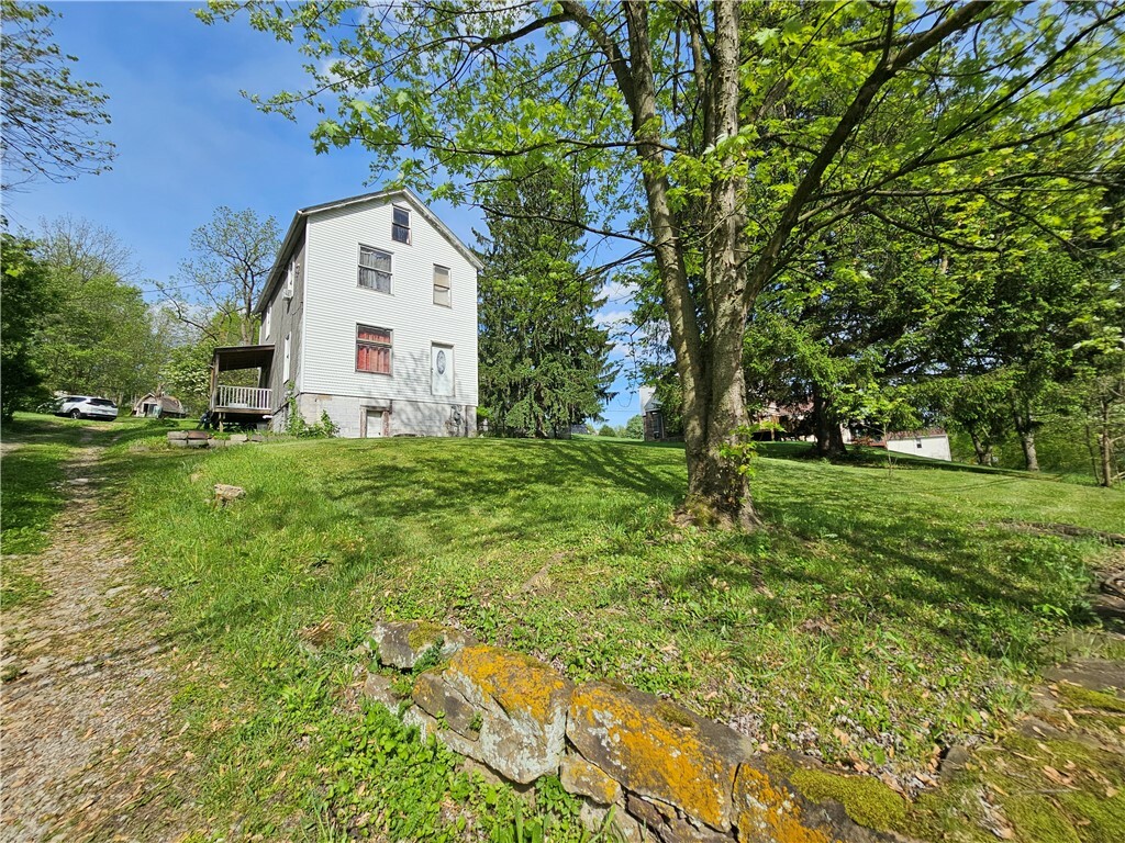 Property Photo:  3249 Clay Pike St  PA 15637 