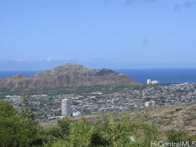 Property Photo:  1940 Alaweo Street  HI 96821 