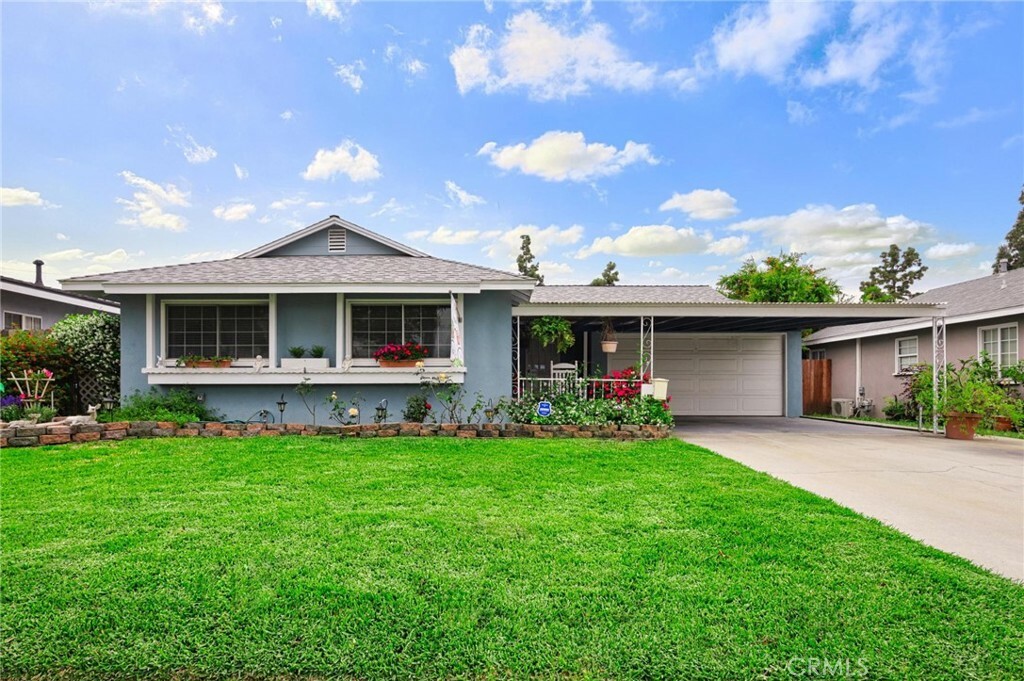 Property Photo: 14420 Terryknoll Drive CA 90604