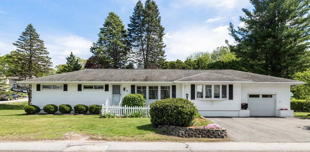 Property Photo:  36 Oak Pond Ave  MA 01527 