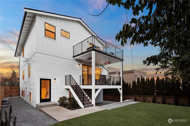 Property Photo: 2501 E Ward Street WA 98112