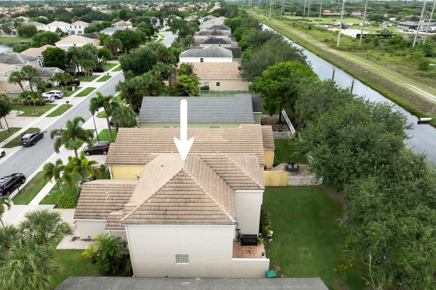 Property Photo:  241 Berenger Walk  FL 33414 