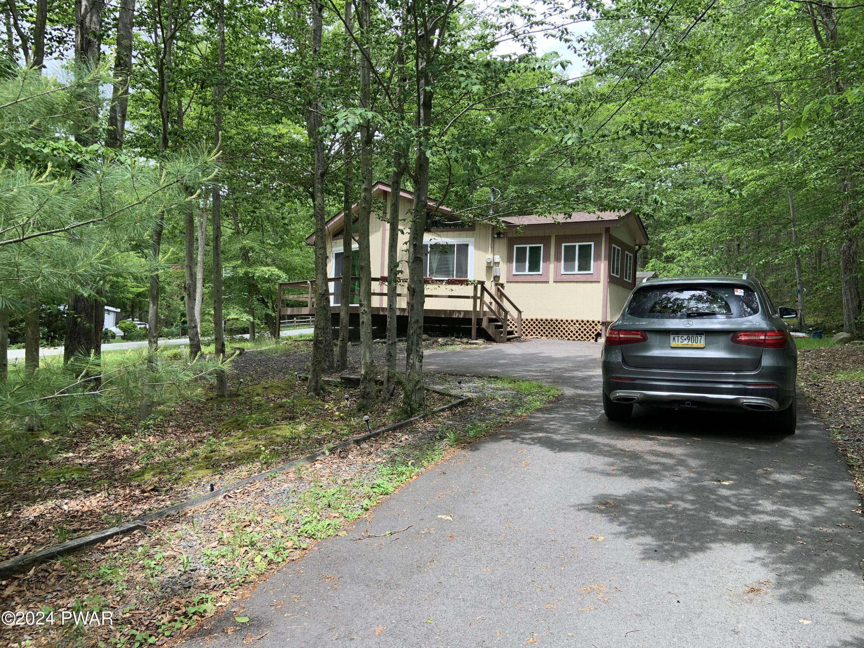 Property Photo:  5 Cedar Lane  PA 18424 