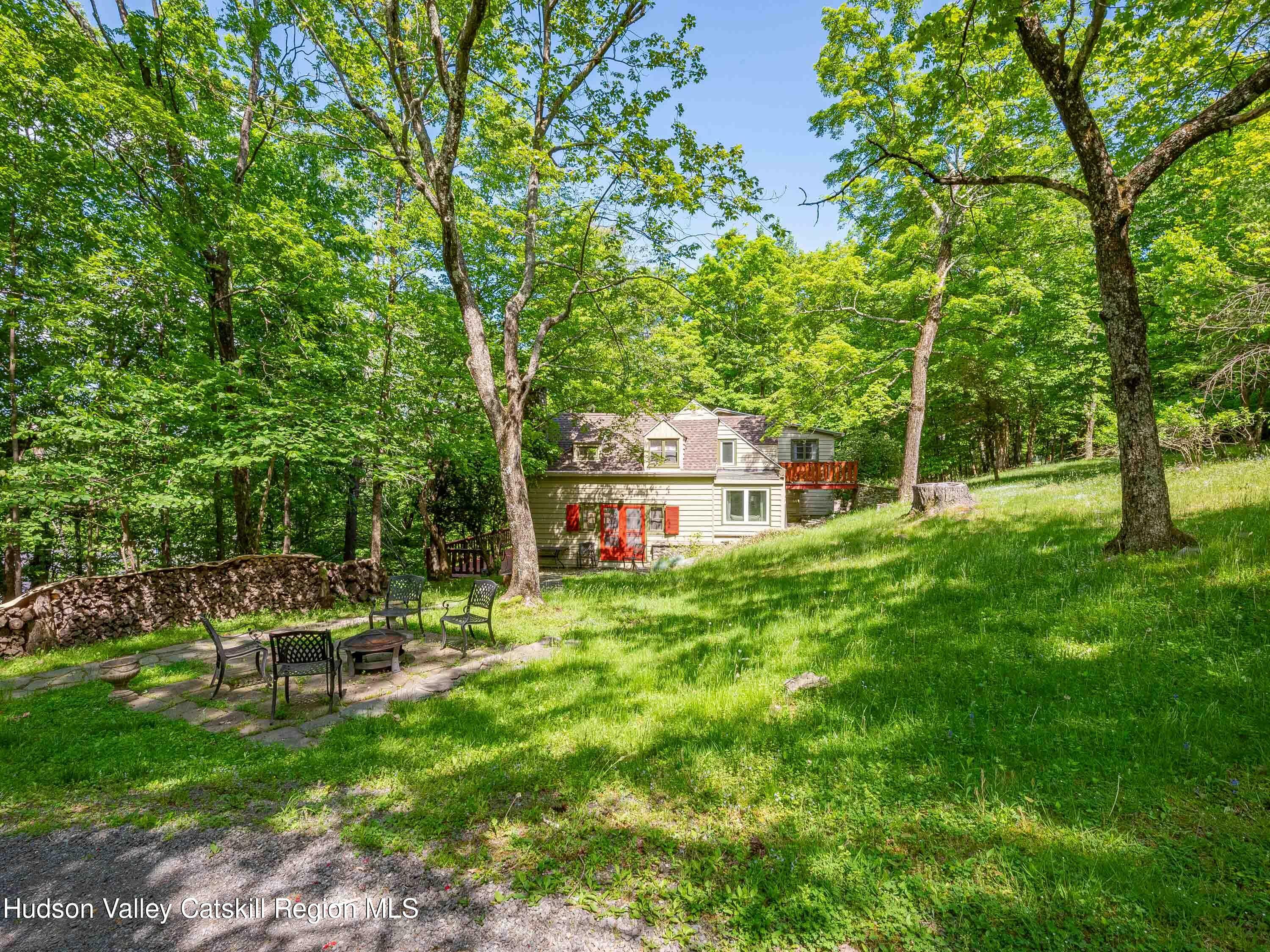 Property Photo:  167 Broadview  NY 12498 