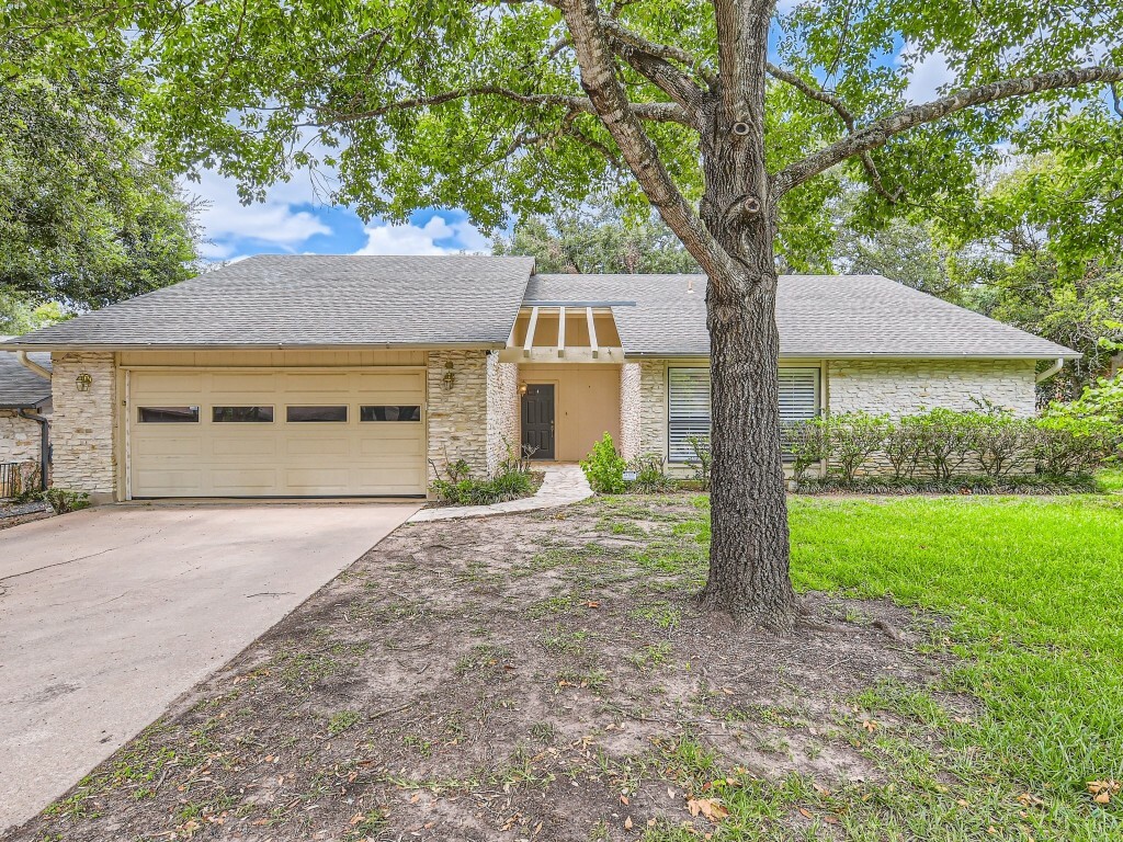 Property Photo:  3413 Cactus Wren Way  TX 78746 