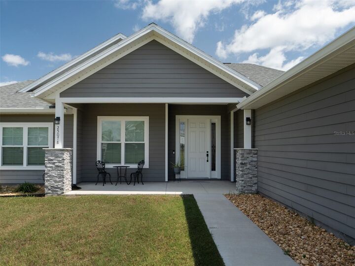 Property Photo: 25078 NW 143rd Road FL 32643