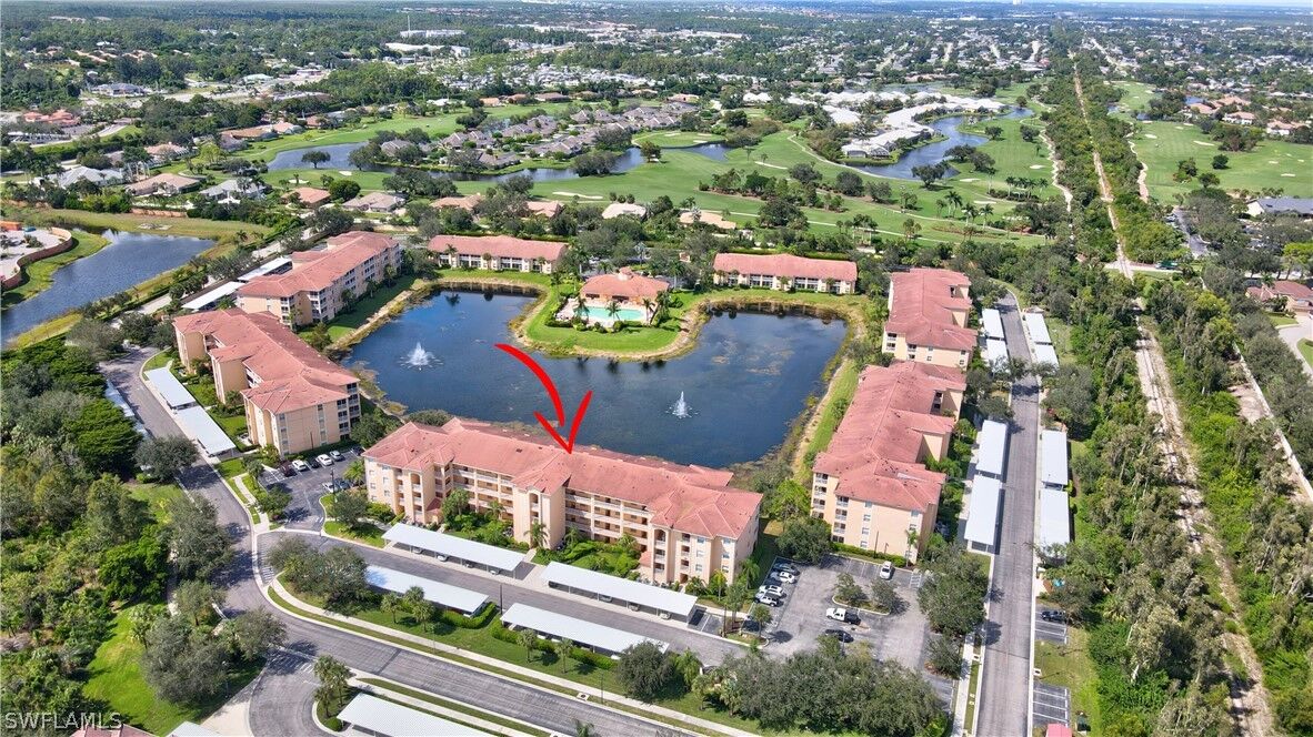 Property Photo:  8450 Kingbird Loop 416  FL 33967 