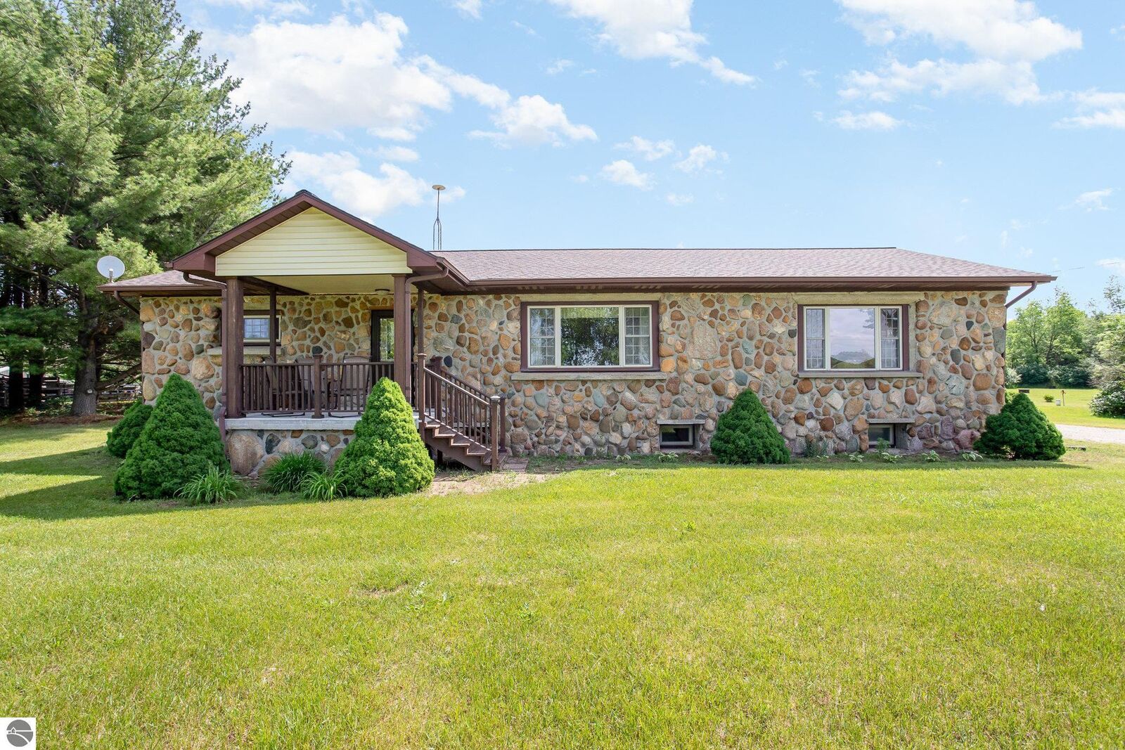 Property Photo: 3914 N Ferris Road MI 48877