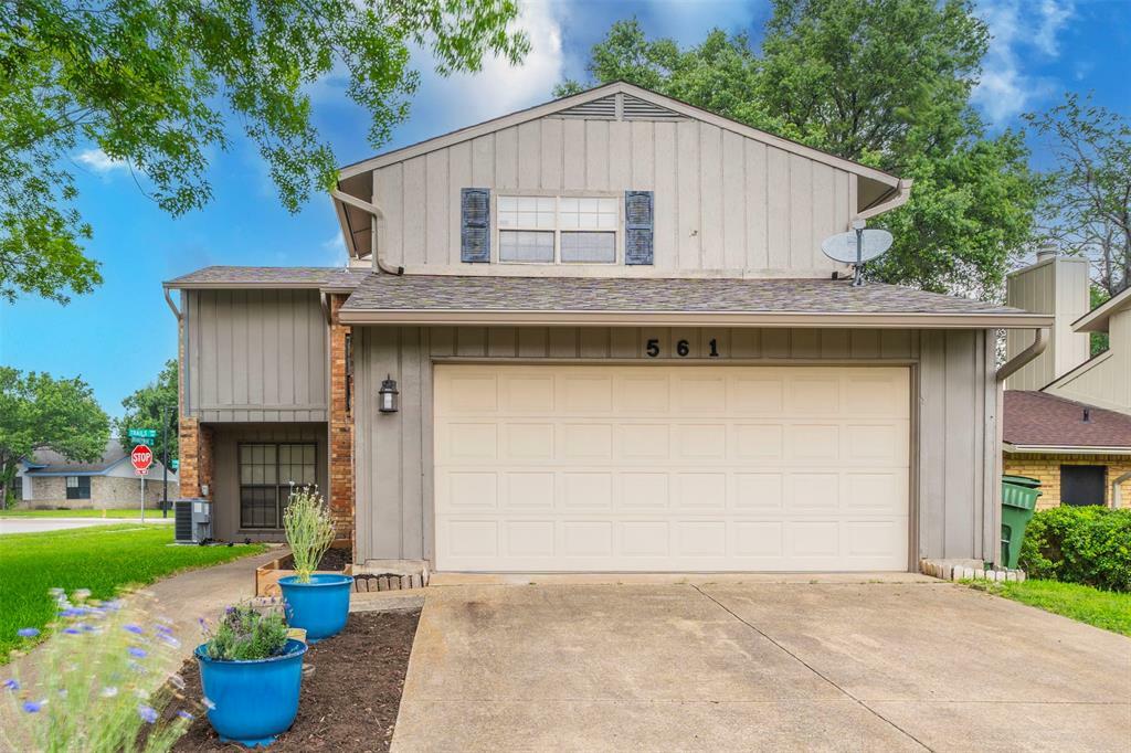 Property Photo:  561 Trailcrest Drive  TX 75043 