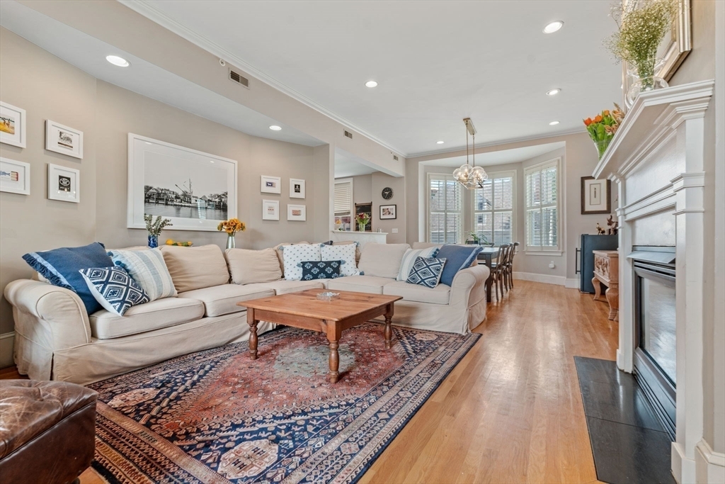 Property Photo: 24 Cordis St 3 MA 02129