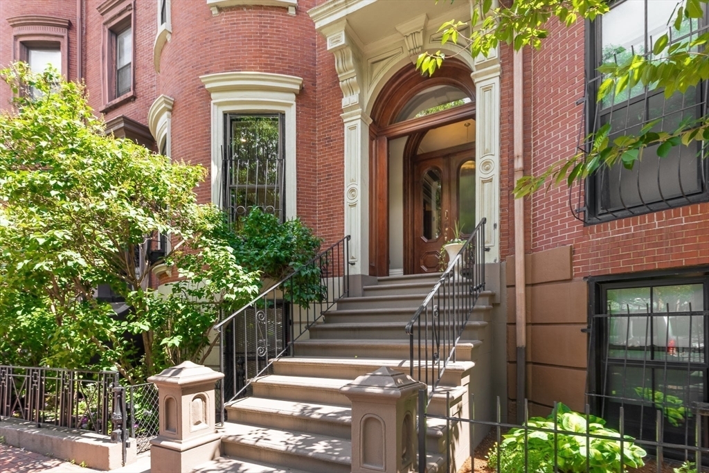 Property Photo: 542 Massachusetts Ave 1 MA 02118