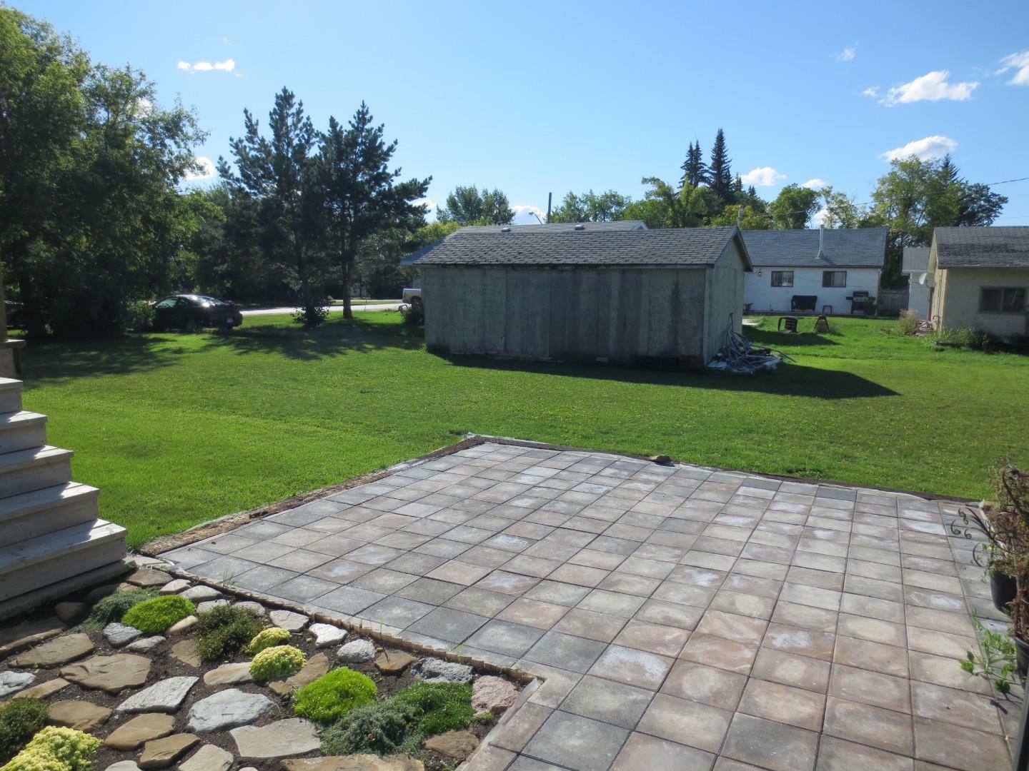 Property Photo:  214 2nd Ave West  SK S0M 1M0 