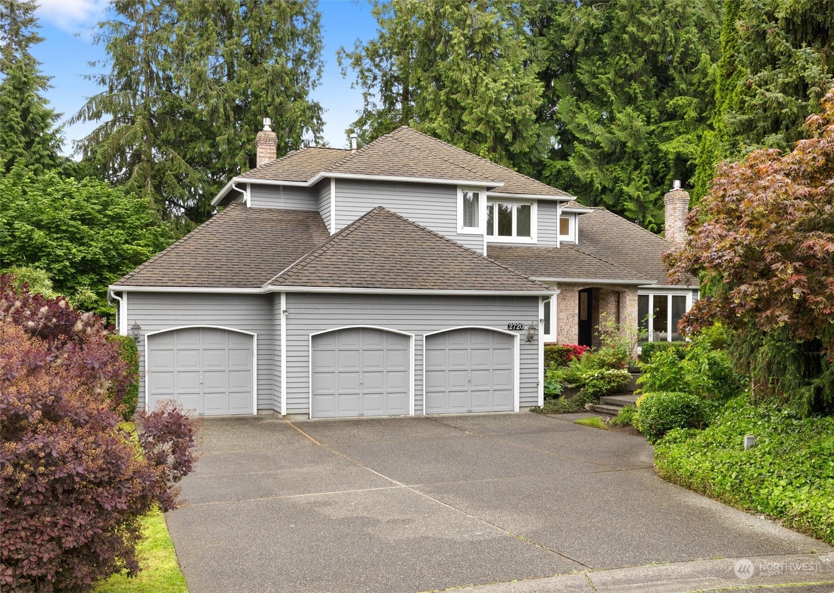 Property Photo:  2720 163rd Place SE  WA 98012 