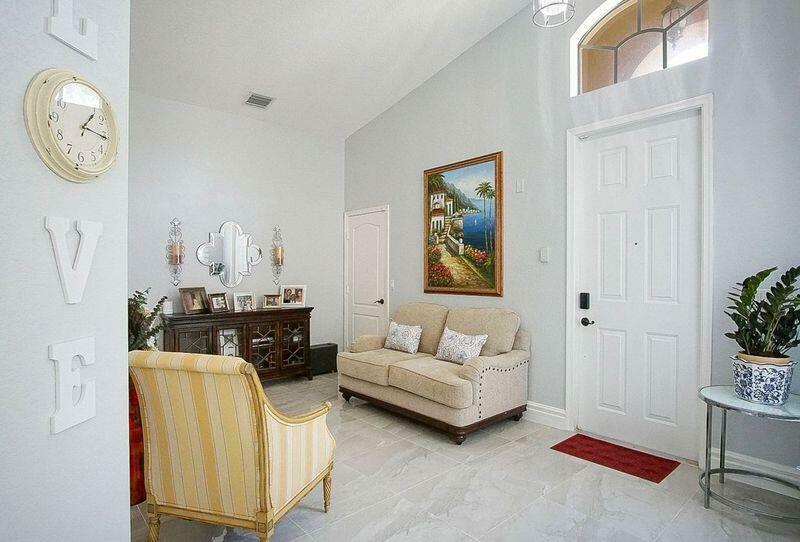 Property Photo:  5770 Sunberry Circle  FL 34951 