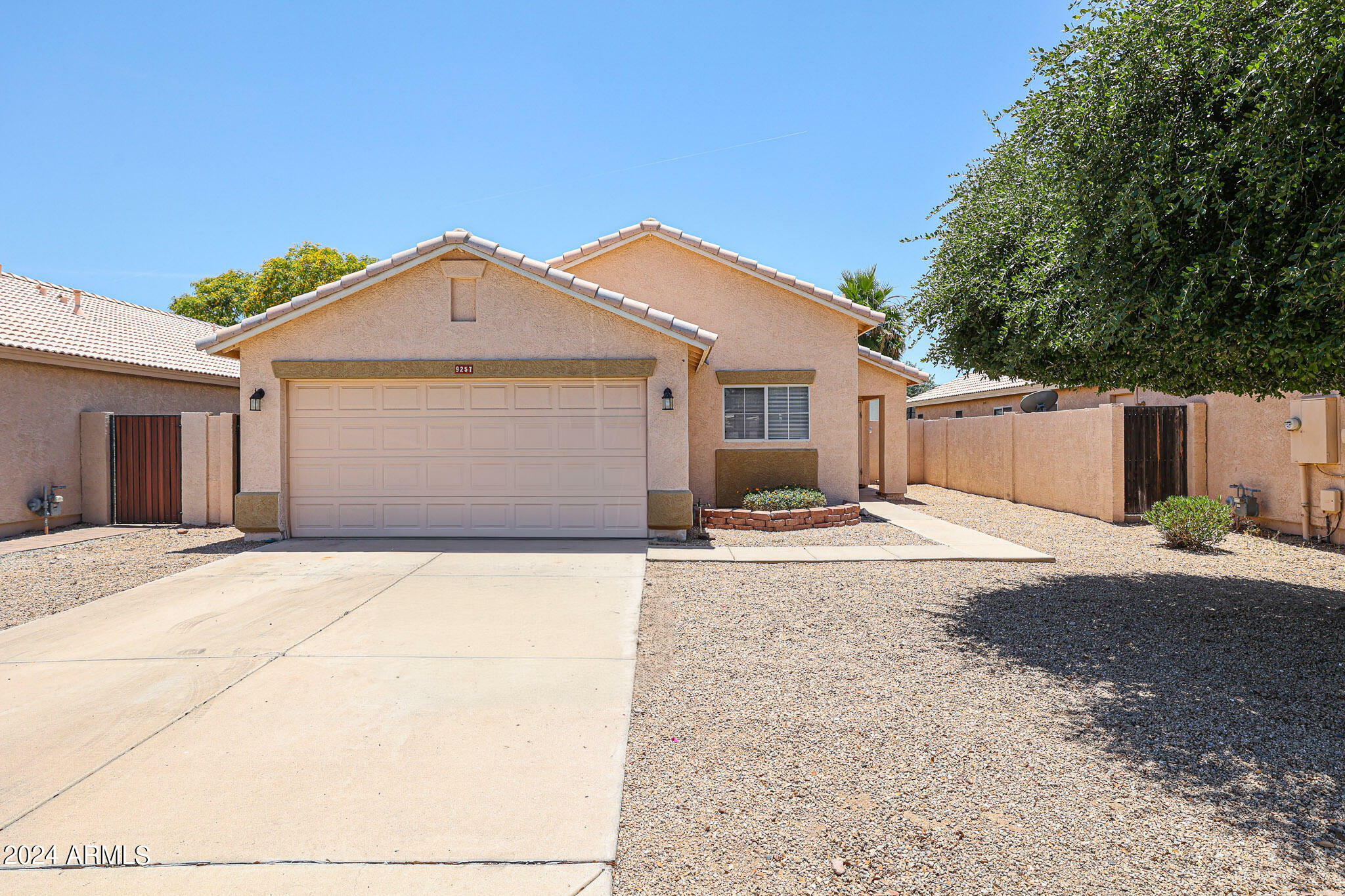 Property Photo: 9257 W Gold Dust Avenue AZ 85345