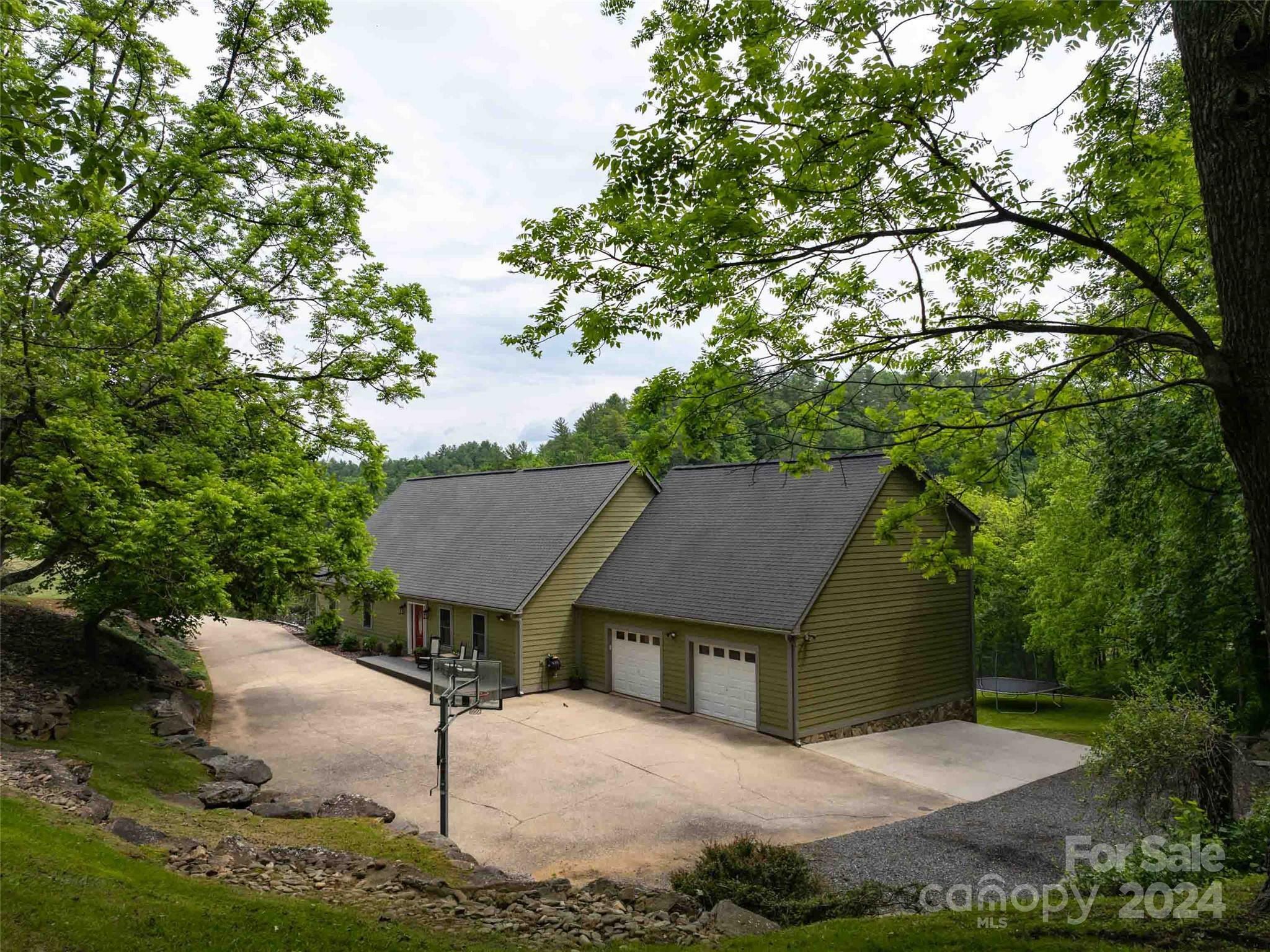 Property Photo:  65 Walnut Cove Road  NC 28754 