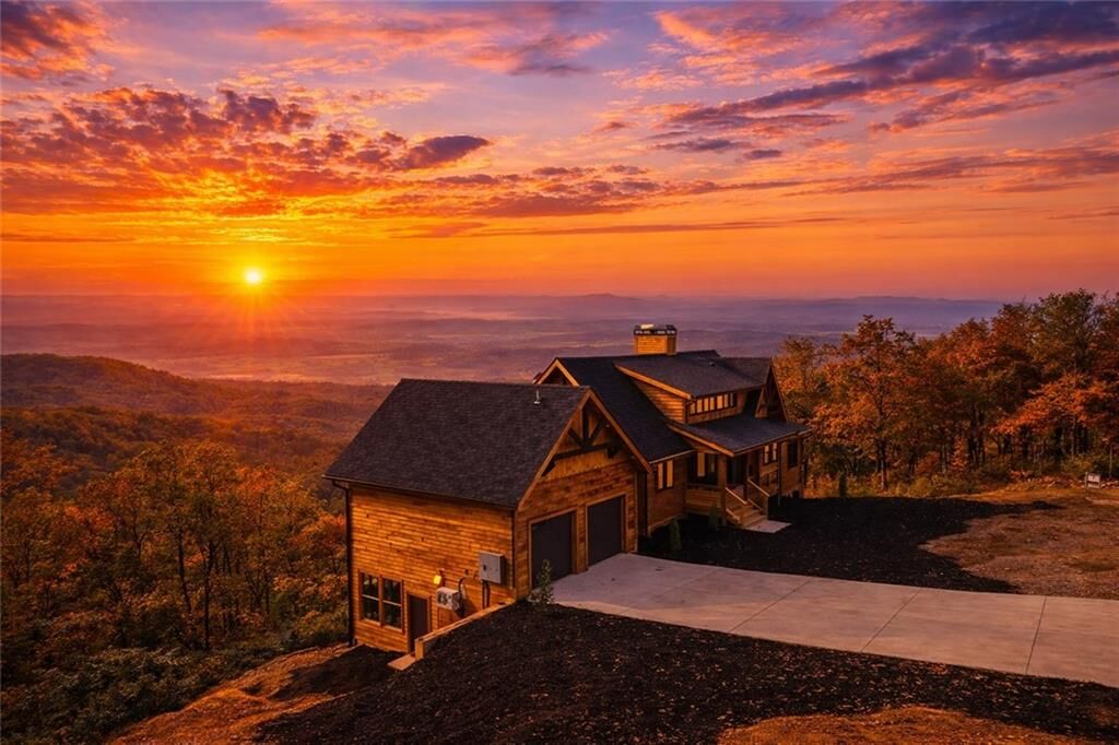 Property Photo: 5510 Monument Road GA 30143