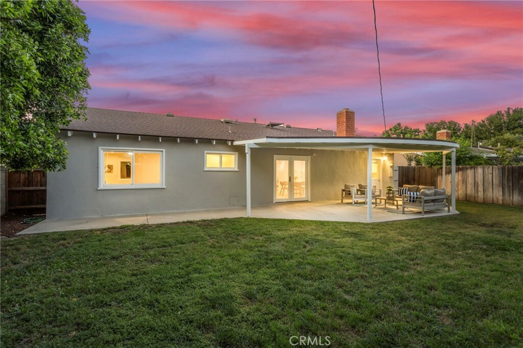 Property Photo:  22872 Hartland Street  CA 91307 