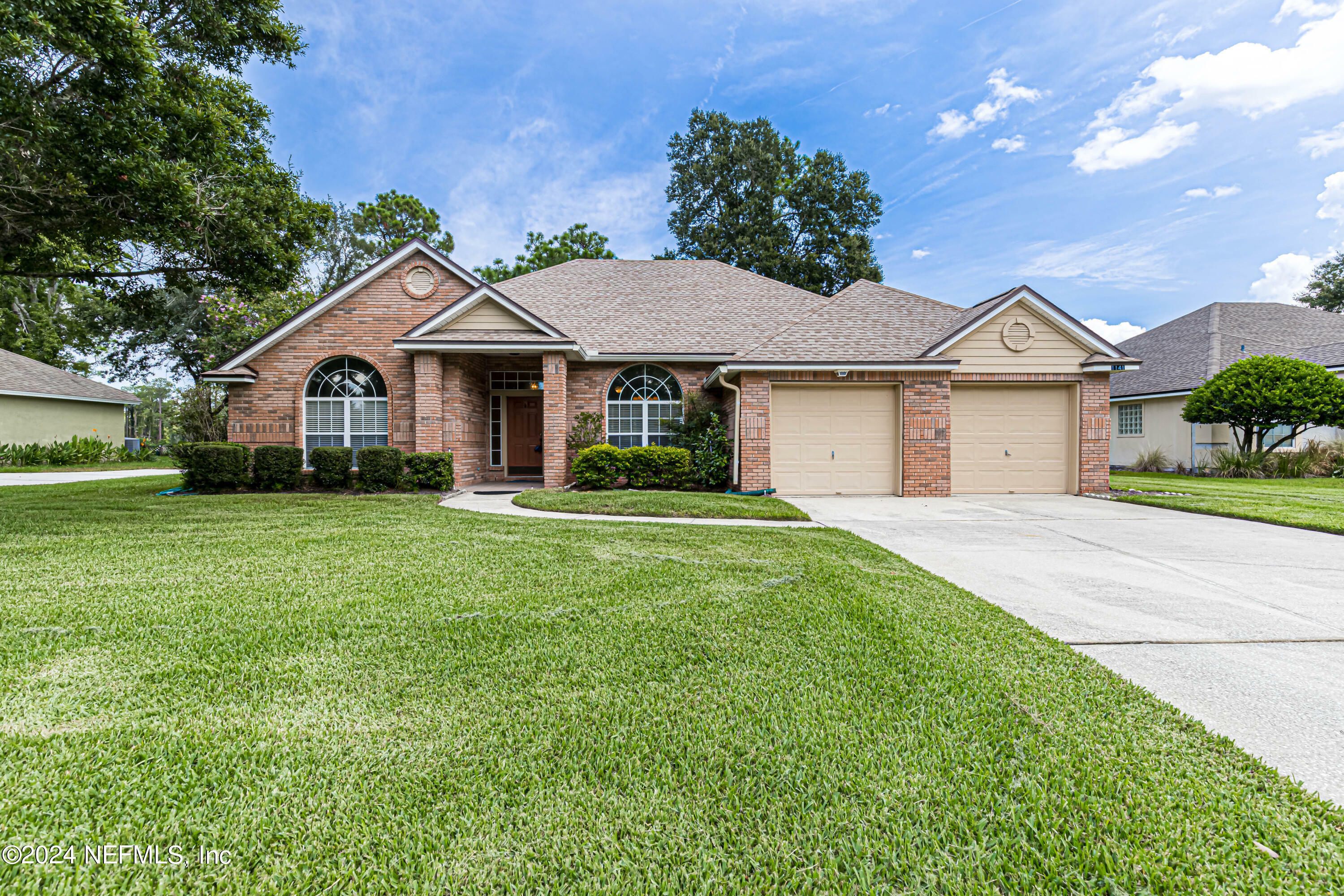 Property Photo:  1141 Lake Parke Drive  FL 32259 