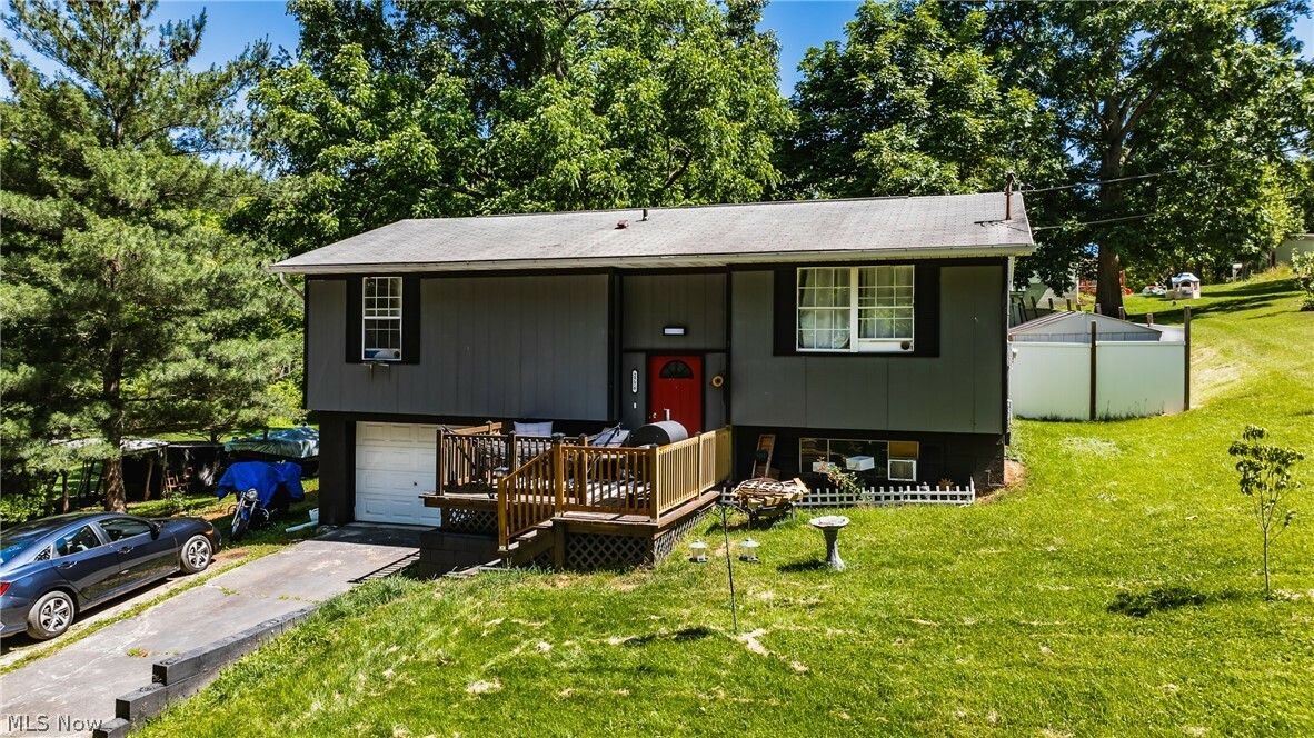 Property Photo:  2776 Meadowview Drive  WV 26104 