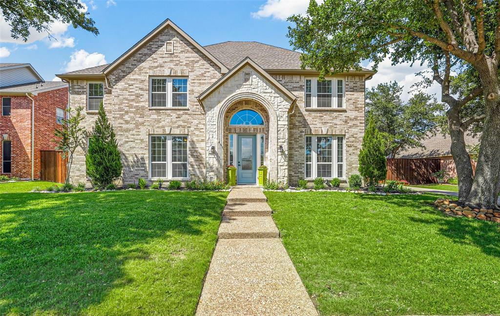 Property Photo:  222 Durango Drive  TX 76262 