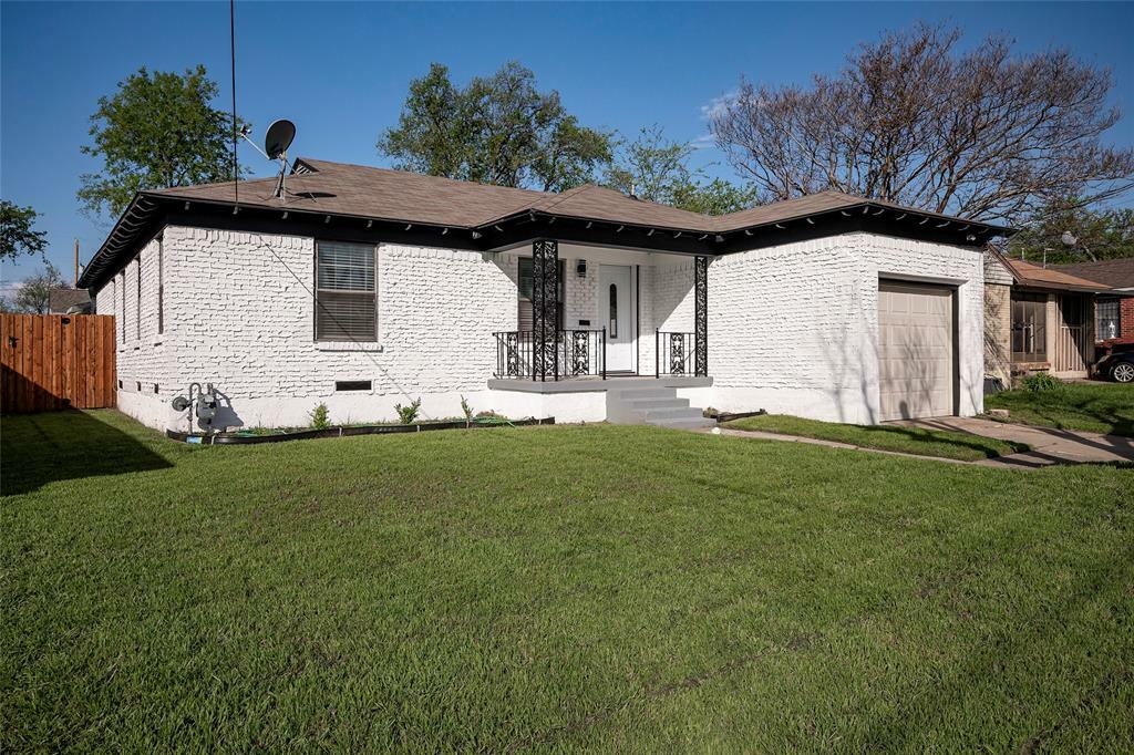 Property Photo:  2715 Bowling Green Avenue  TX 75216 