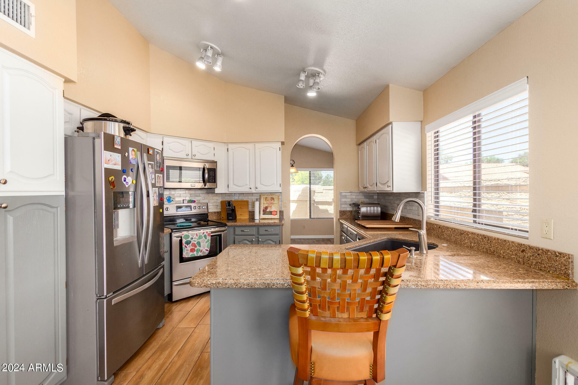 Property Photo:  8874 S Grandview Drive  AZ 85284 