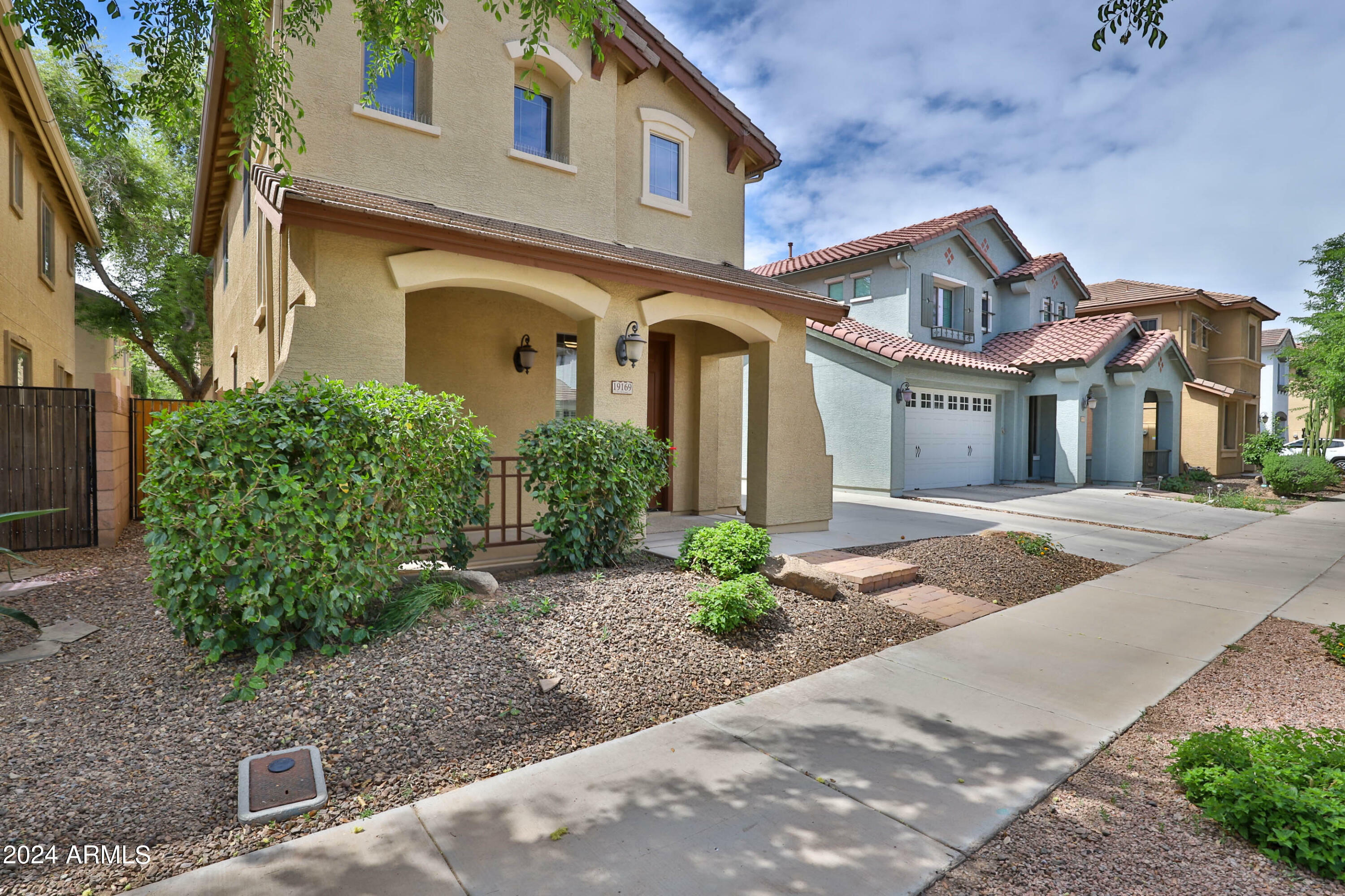 Property Photo:  19169 E Swan Drive  AZ 85142 