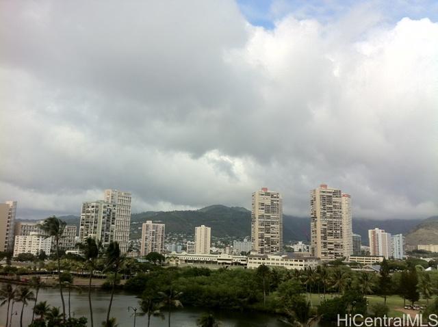 Property Photo:  445 Seaside Avenue 816  HI 96815 