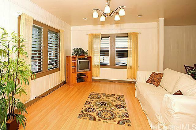 Property Photo:  1520 Palolo Avenue C  HI 96816 