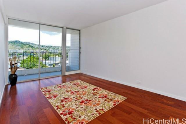 Property Photo:  2648 Kuilei Street C83  HI 96826 