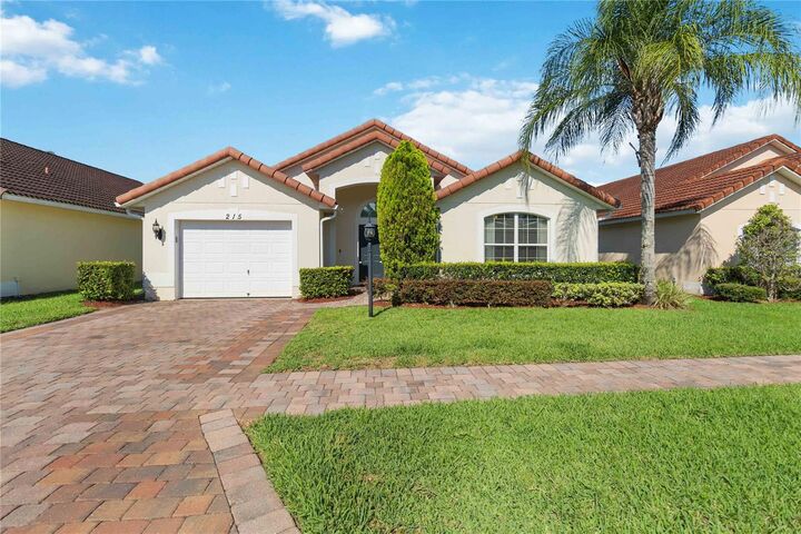 Property Photo: 215 Hummingbird Pass FL 33896
