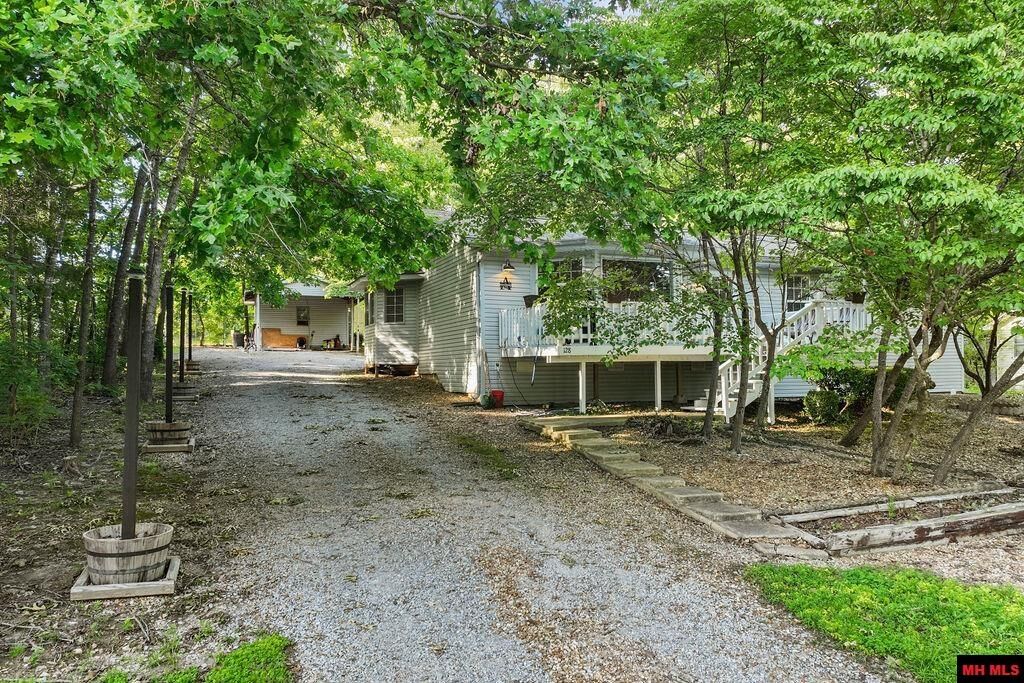Property Photo: 128 Blue Cedar Drive AR 72619