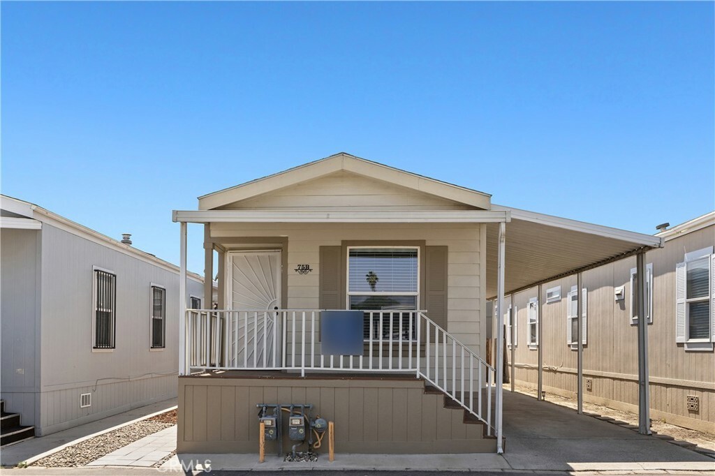 Property Photo:  721 E 9th 75B  CA 92410 