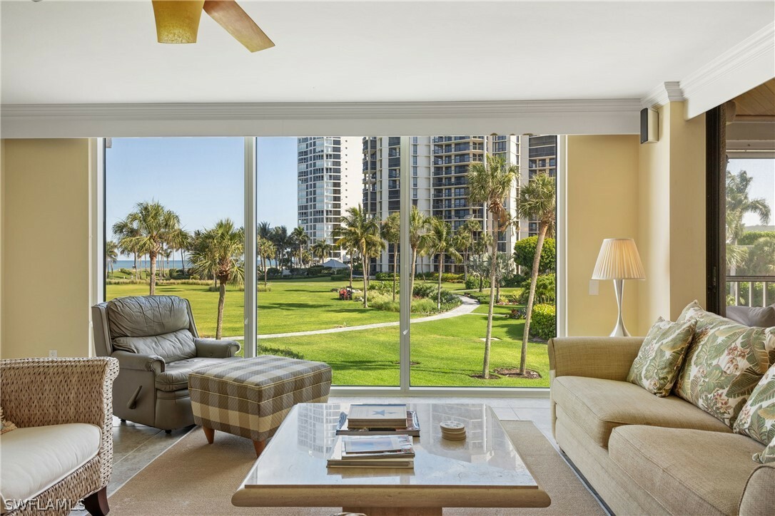 Property Photo:  4401 Gulf Shore Boulevard N B202  FL 34103 