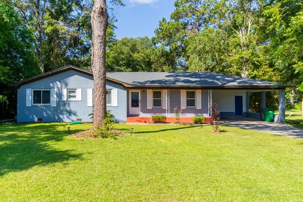 Property Photo:  4007 Oak Drive  GA 31605 