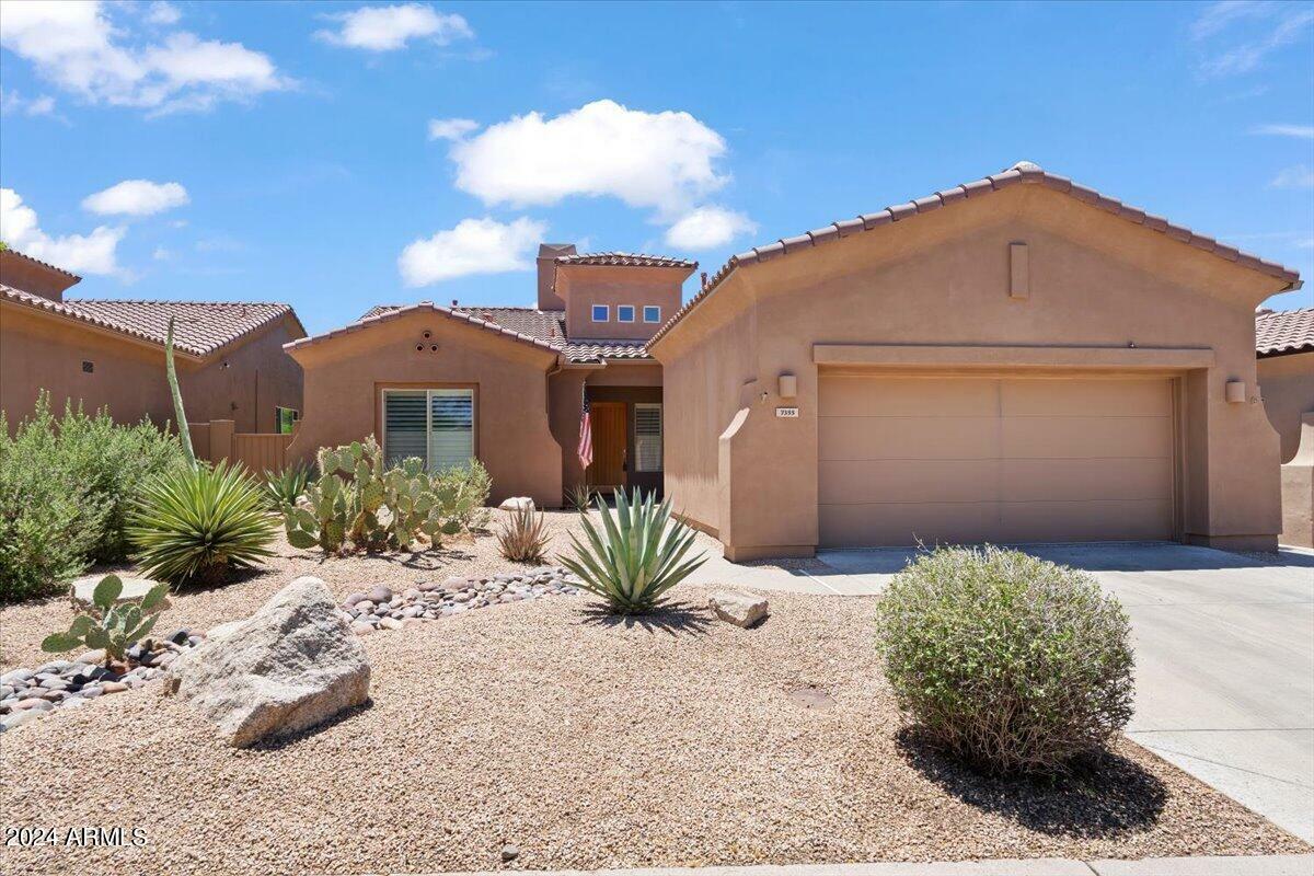 Property Photo: 7355 E Eagle Feather Road AZ 85266