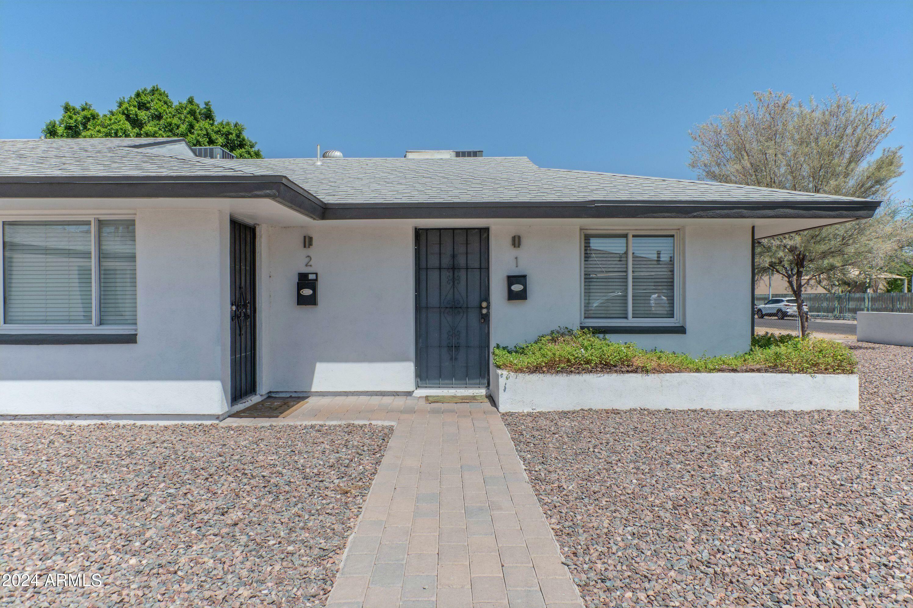 Property Photo:  720 E Montecito Avenue  AZ 85014 