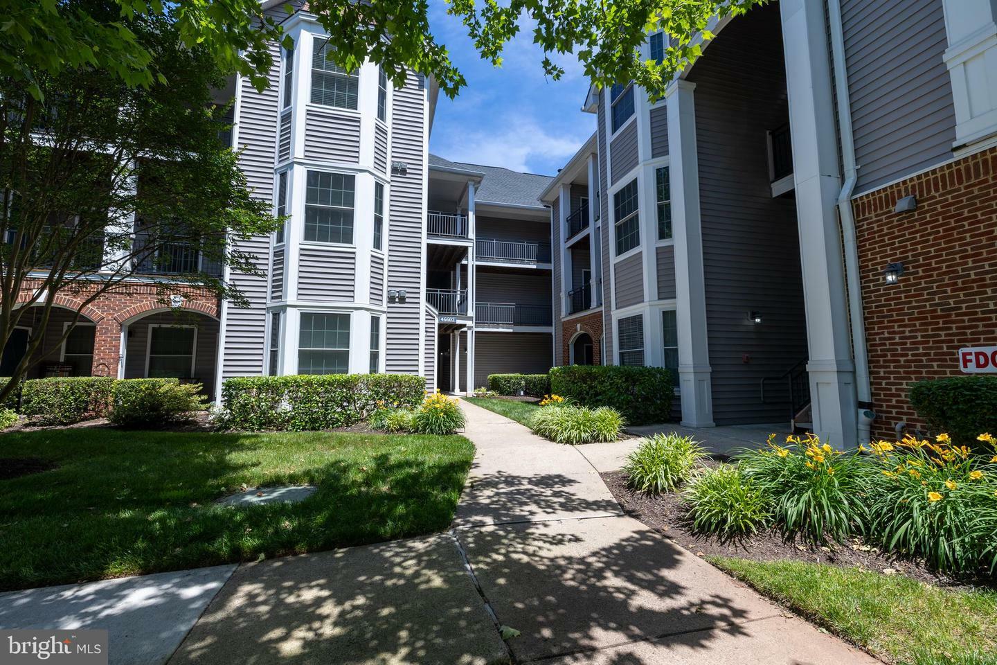Property Photo: 46602 Ellicott Square 303 VA 20165
