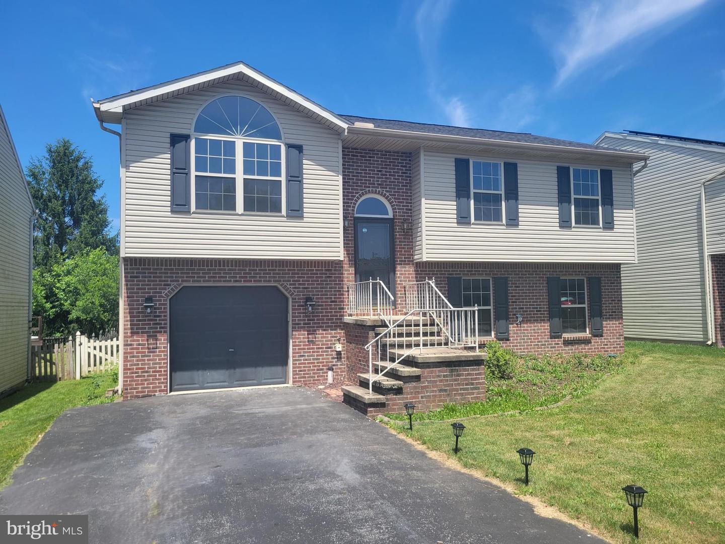 Property Photo: 4125 Locust Point Court PA 17315