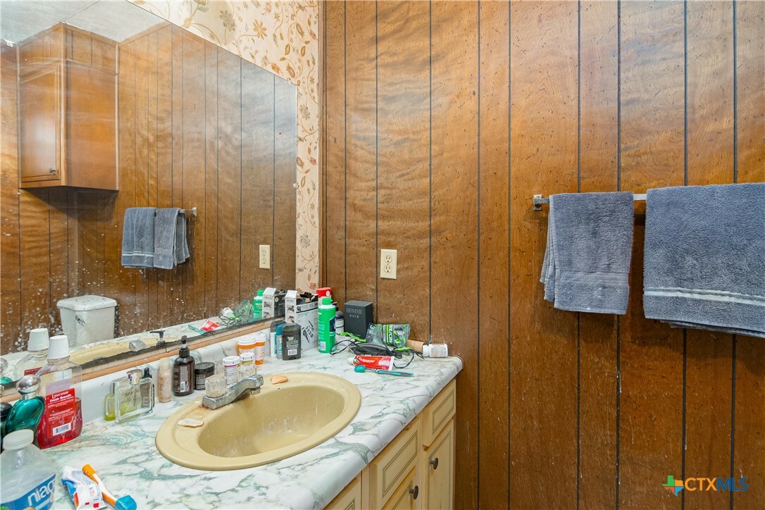 Property Photo:  244 NE Pecan Drive  TX 78123 